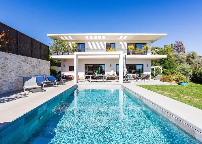 Les Sources Vi4245 By Riviera Homes