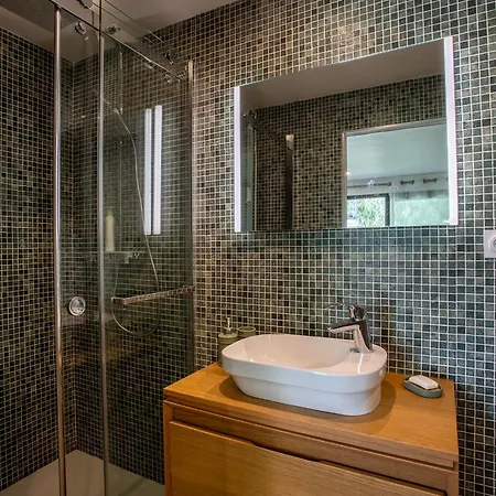 Les Sources Vi4245 By Riviera Homes ניס