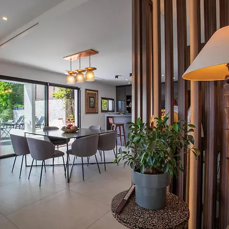 Les Sources Vi4245 By Riviera Homes