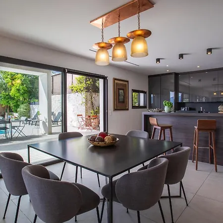 וילה Les Sources Vi4245 By Riviera Homes ניס
